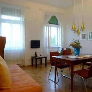 Aparthotel Haus Max **