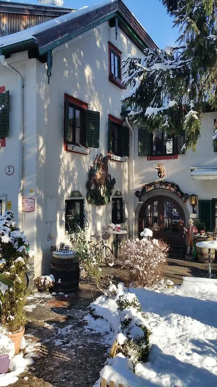 Haus Wartenberg Зальцбург 2*,